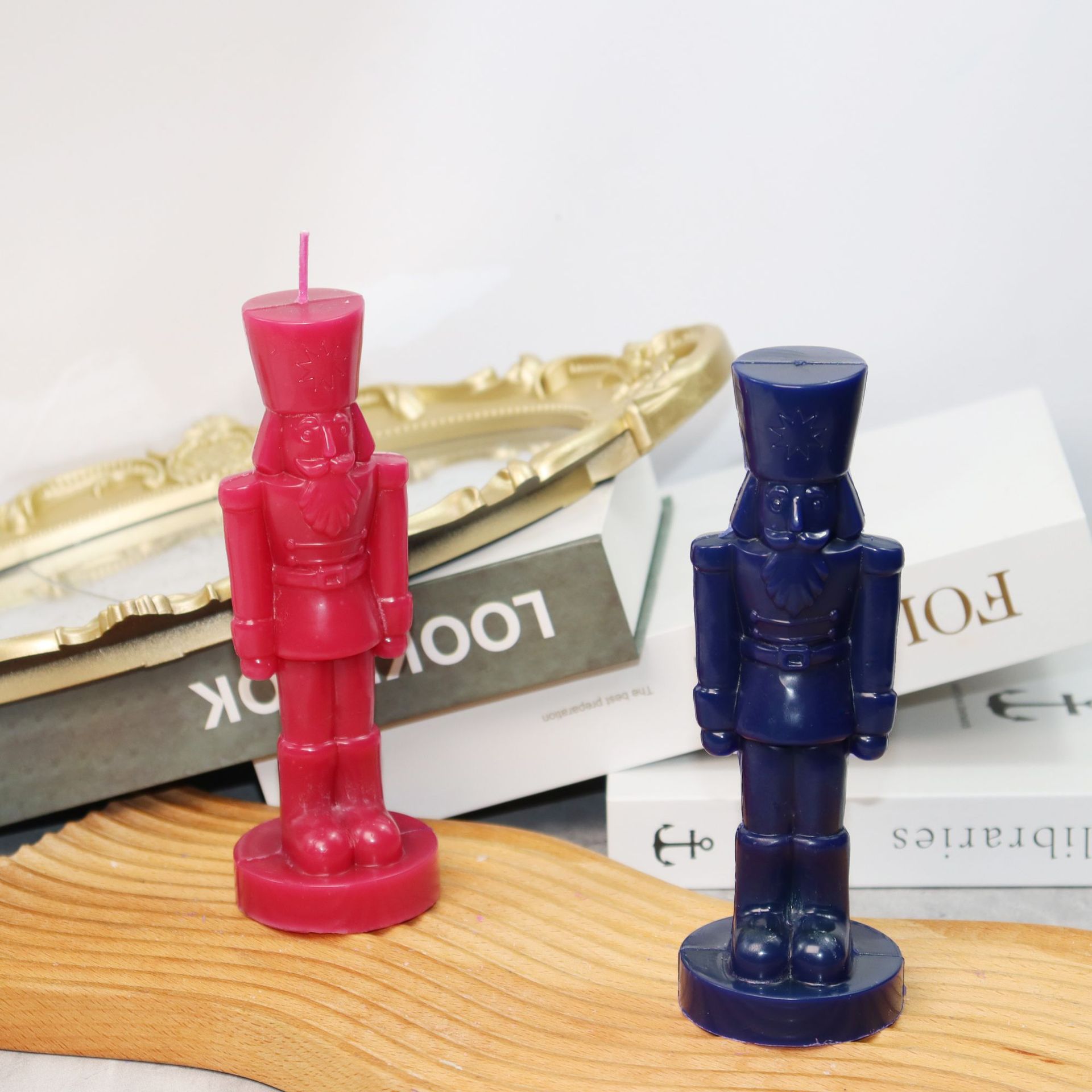 قالب شمع بلاستيكي كبير على شكل - مراجعة Nutcracker Figurine وسعره