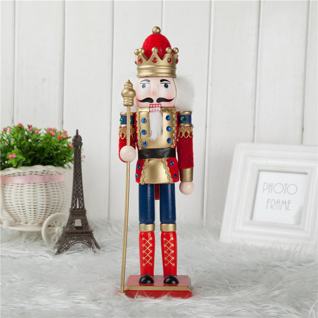 تمثال جندي كسارة البندق الخشبي - مراجعة Nutcracker Figurine وسعره